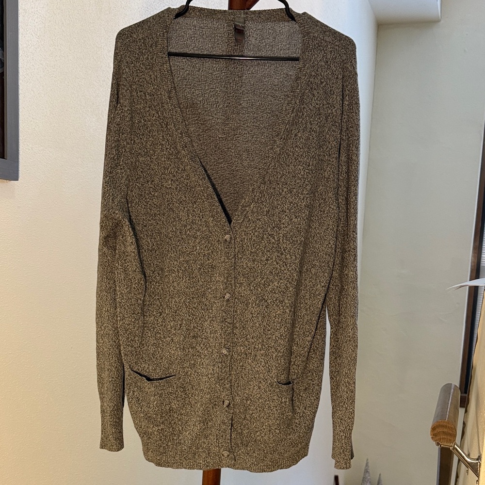 Women's Gray Sweater Cardigan